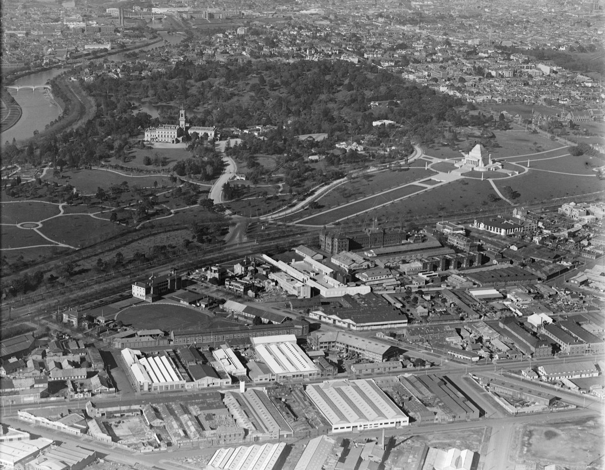Looking from South Melbourne to Shrine of Remembrance and Botanic Gardens, Melbourne City (1938)