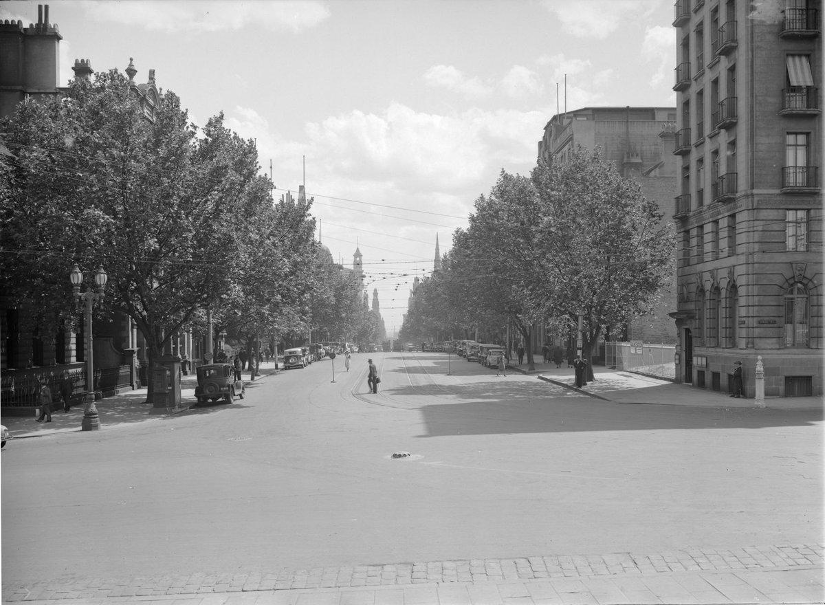 Collins Street from Spring Street intersection, Melbourne, Melbourne City (1945–54)