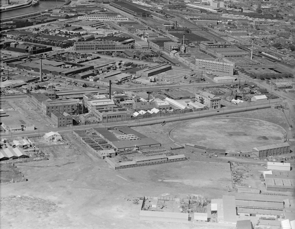 Lever & Kitchen factory at Port Melbourne (1939)