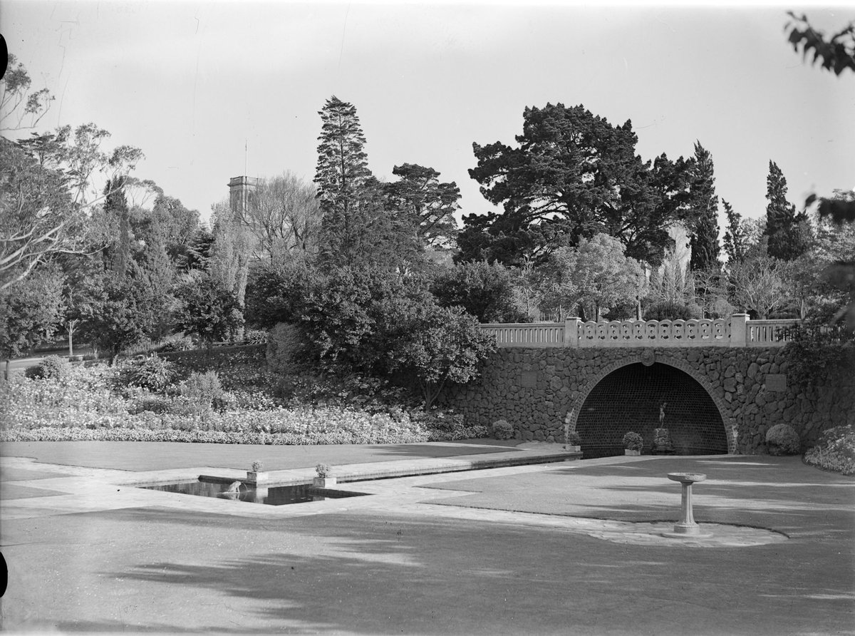 Domain Gardens, Melbourne, Melbourne City (1946)