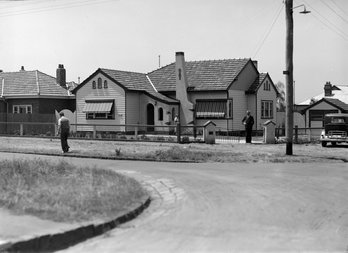 Home of Airspy photographer C.D. Pratt at 86 McCracken Street, Essendon (1936–42)