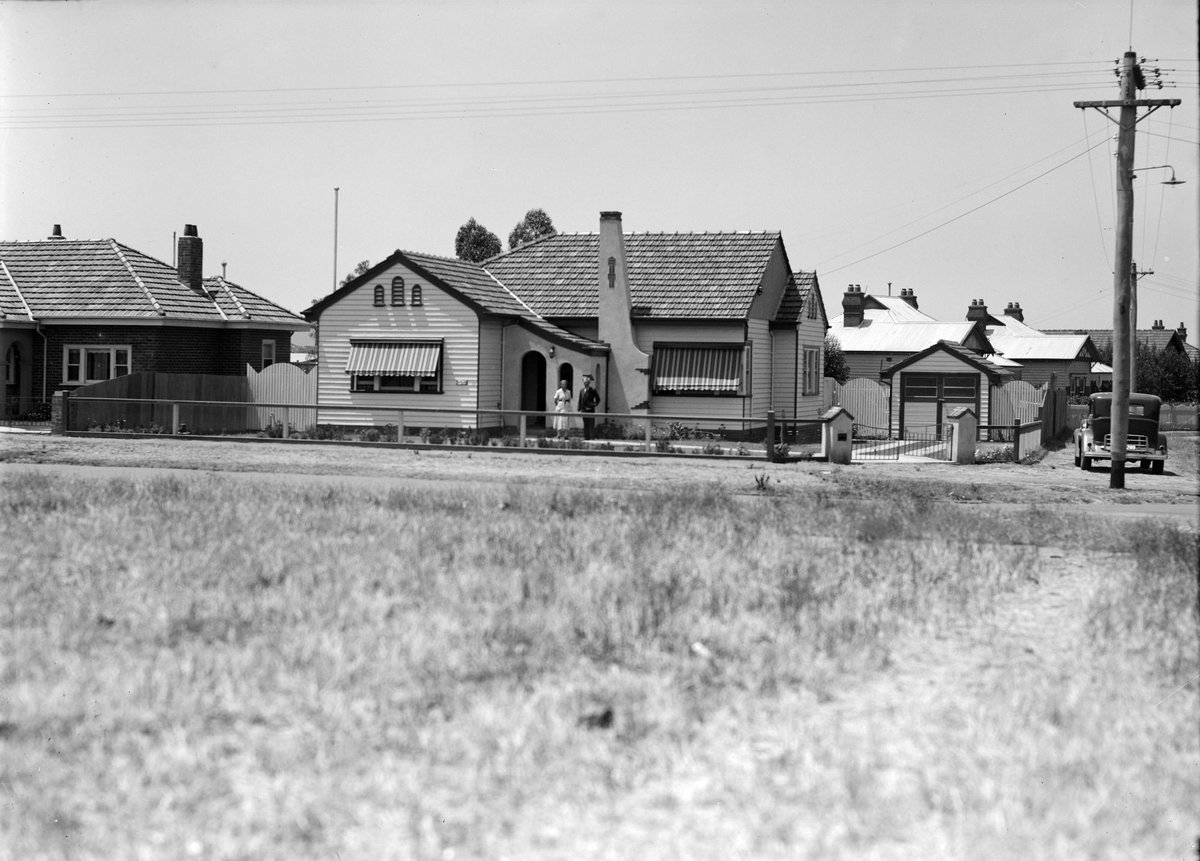 Home of Airspy photographer C.D. Pratt at 86 McCracken Street, Essendon (c. 1939)