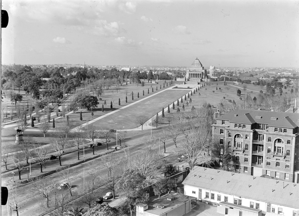 Govt. House & Shrine, Melbourne (1947)