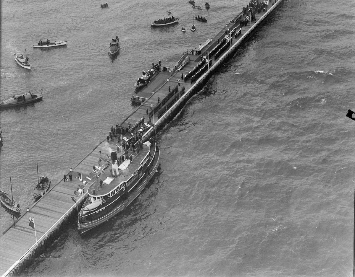 Arrival of the Duke of York to St. Kilda, Vic, St Kilda (1927)
