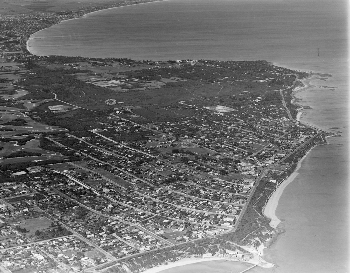 Black Rock and Beaumaris area including golf courses and coastline (c. 1938)