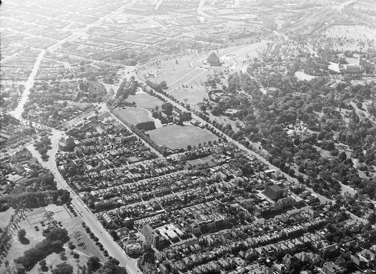 Melb' [i.e. Melbourne] Test into Sun (1946)