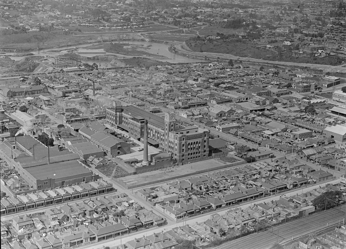 Bryant & May factory in Church Street, Richmond, with Yarra River in background (1930–45)