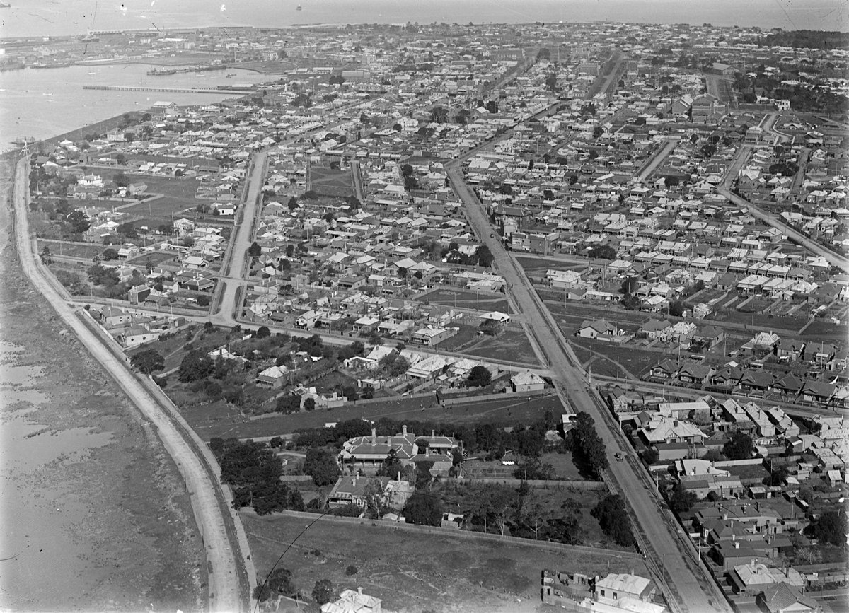 W'town [i.e. Williamstown] (1927)