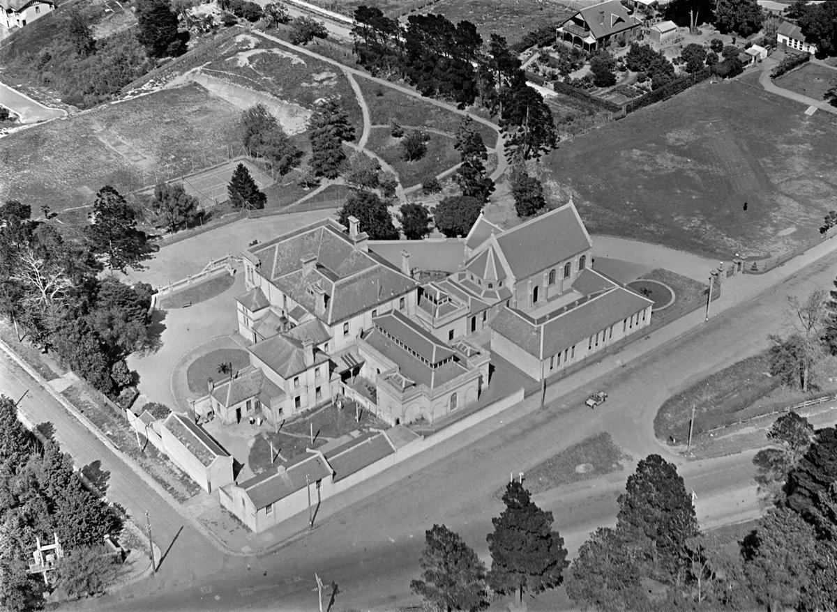 Melbourne convent? (1928–30)