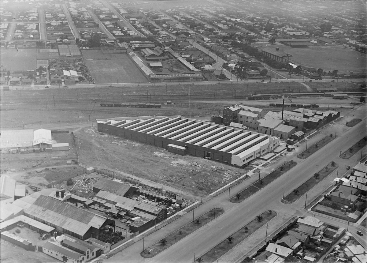 Intersection of Geelong and Sunshine Roads, West Footscray with Mitchell & Co. Farm Machines and Implements u.c. near Footscray Football Ground (1940s)