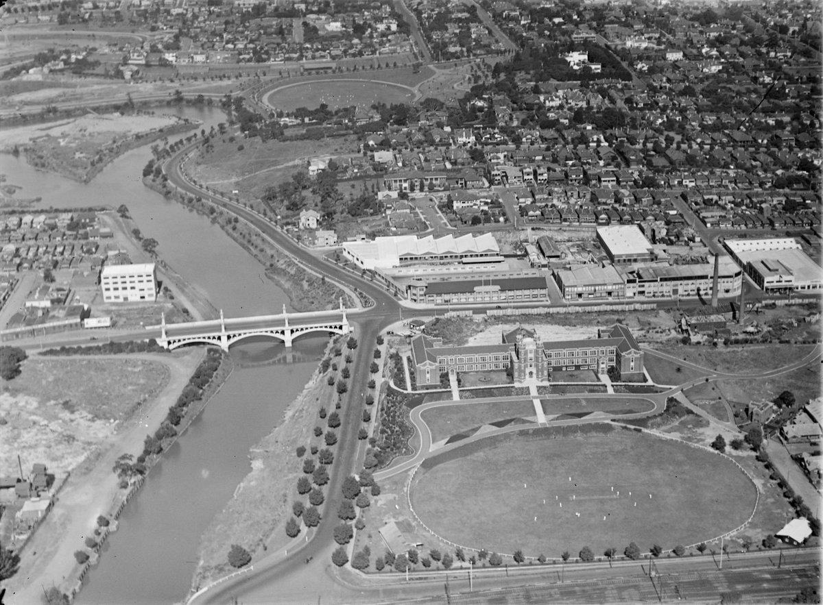 Melbourne Boys High School, Yarra River and Church Street Bridge, South Yarra (c. 1945)