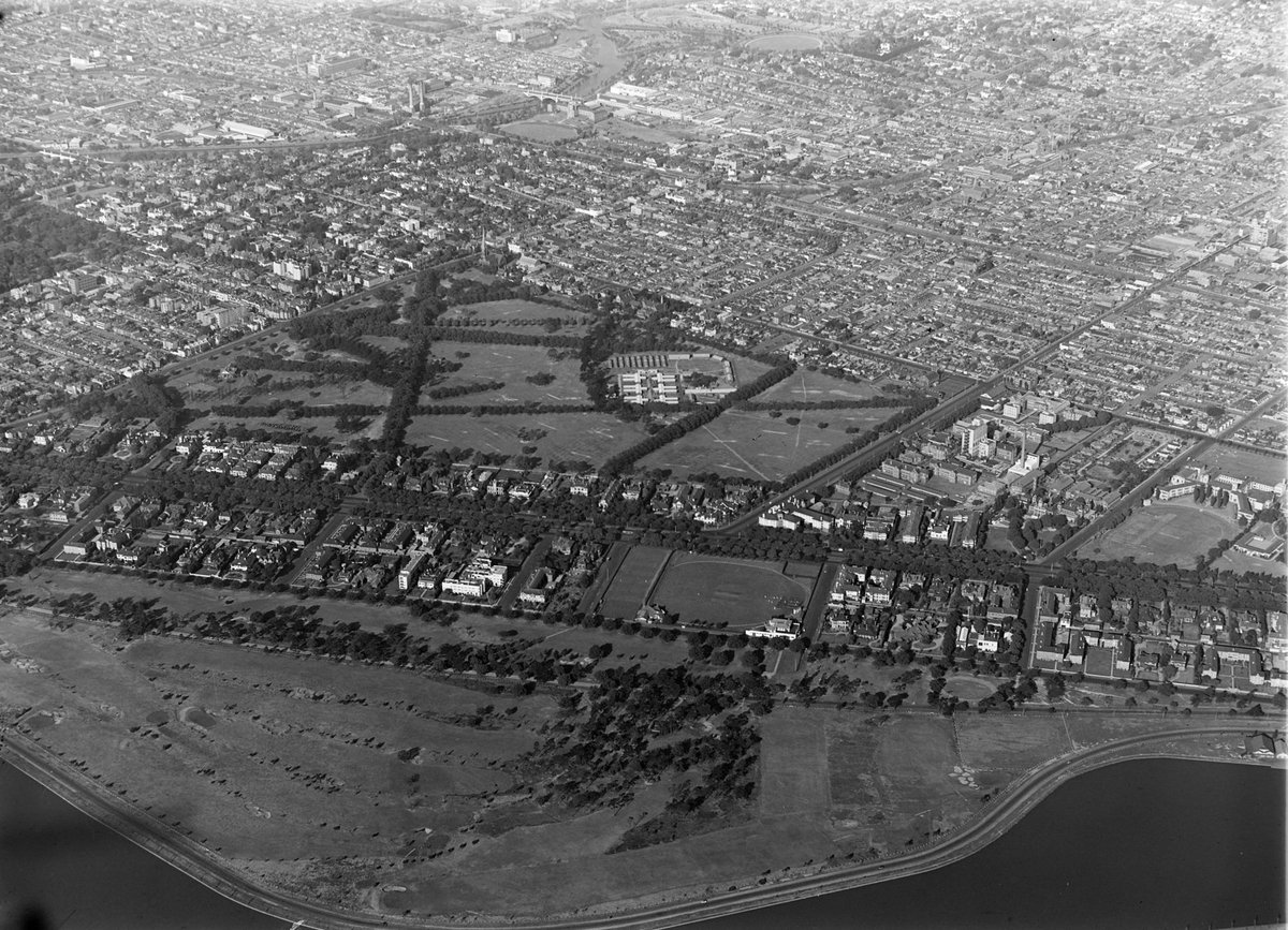 Albert Park Lake and South Yarra, looking north-easterly (1945)