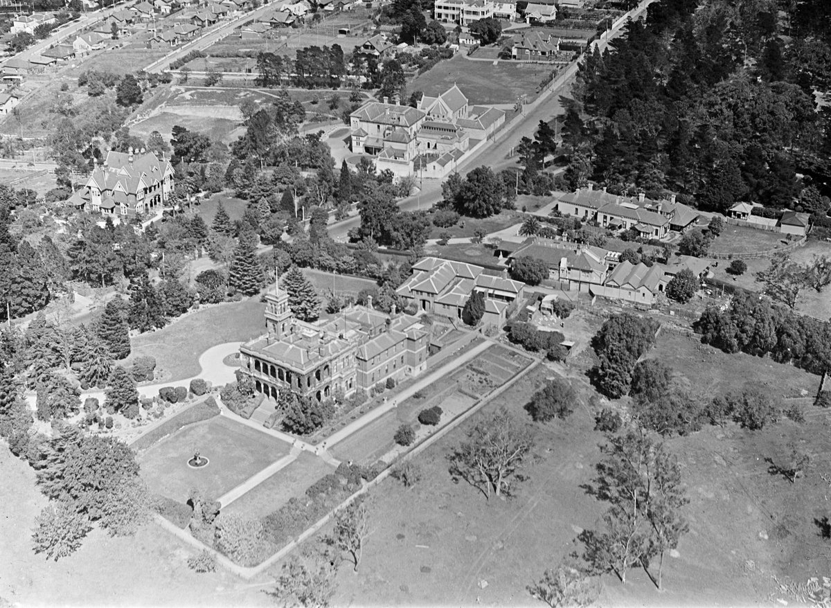 Raheen mansion, Melbourne (c. 1930)