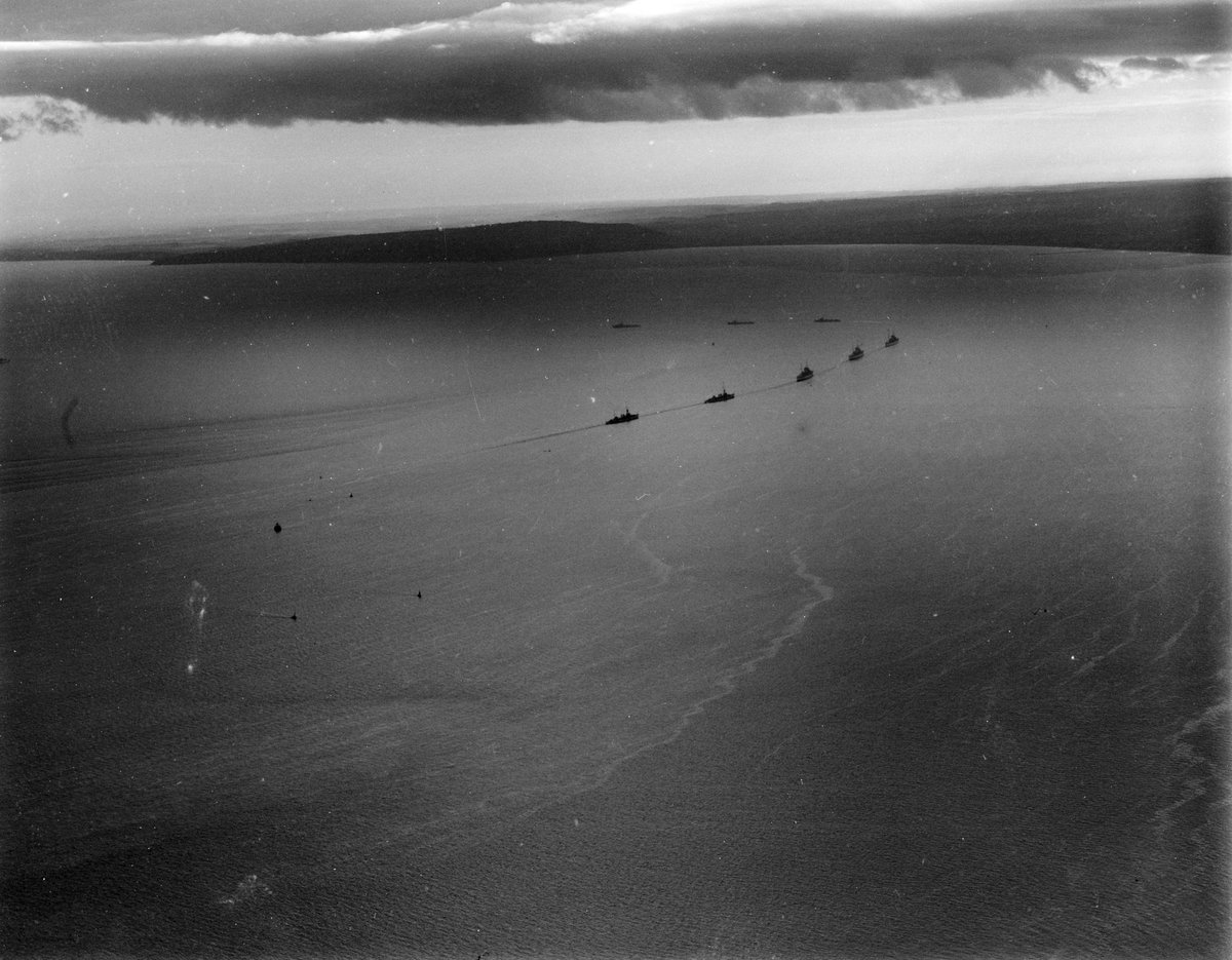 Ships carrying Henry, Duke of Gloucester to Melbourne for Centenary Celebrations, steaming in Port Phillip Bay (1934)