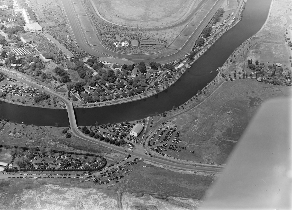Melb i.e. Melbourne Cup, Flemington (1948)