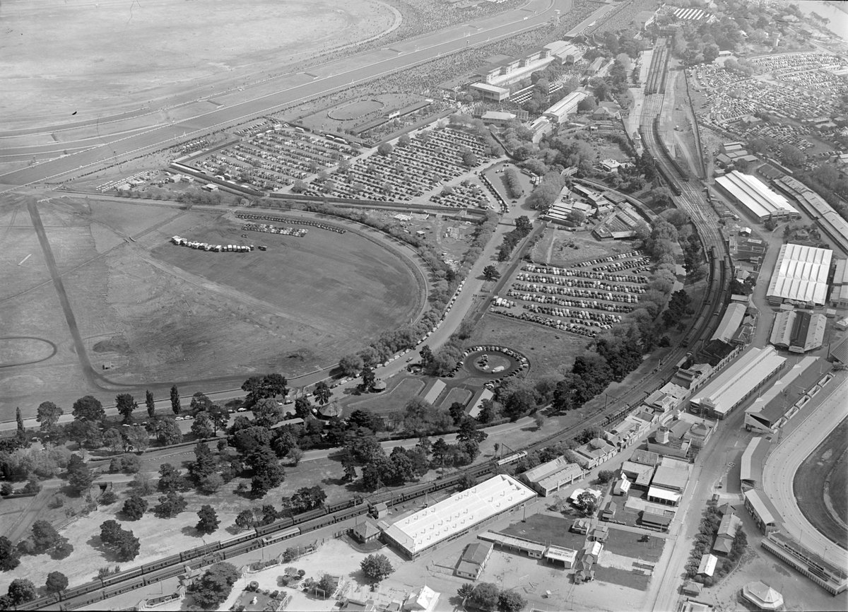 Melb [i.e. Melbourne] Cup, Flemington (1948)