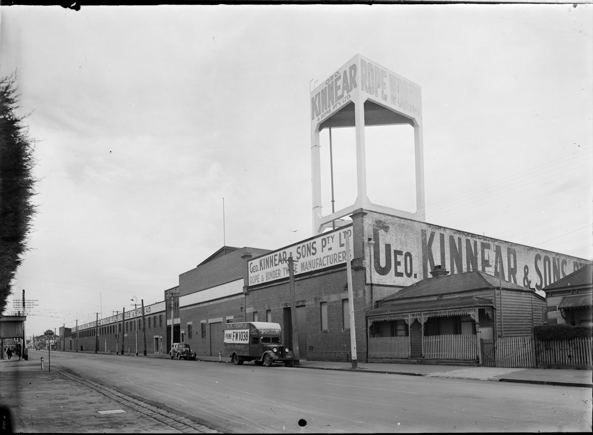 Exterior view of Kinnear's Rope Works, Ballarat Road, Footscray (1944)