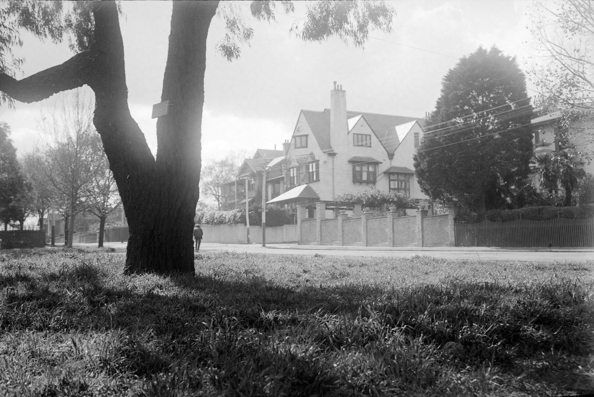 Pitched roofed residence, Anderson St., South Yarra, (Klingender & Alsop, architects) (1902–34)