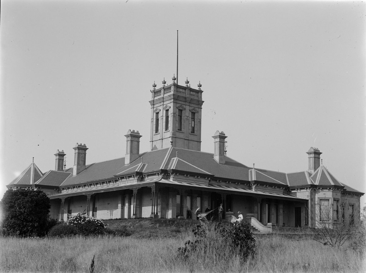 View of Harefield, Brighton Beach (1900)