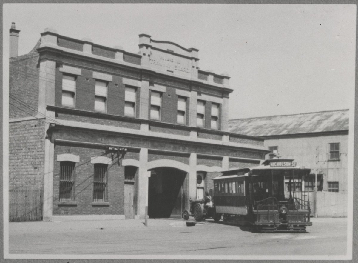 The passing of the Melbourne Cable Tramways (1940)
