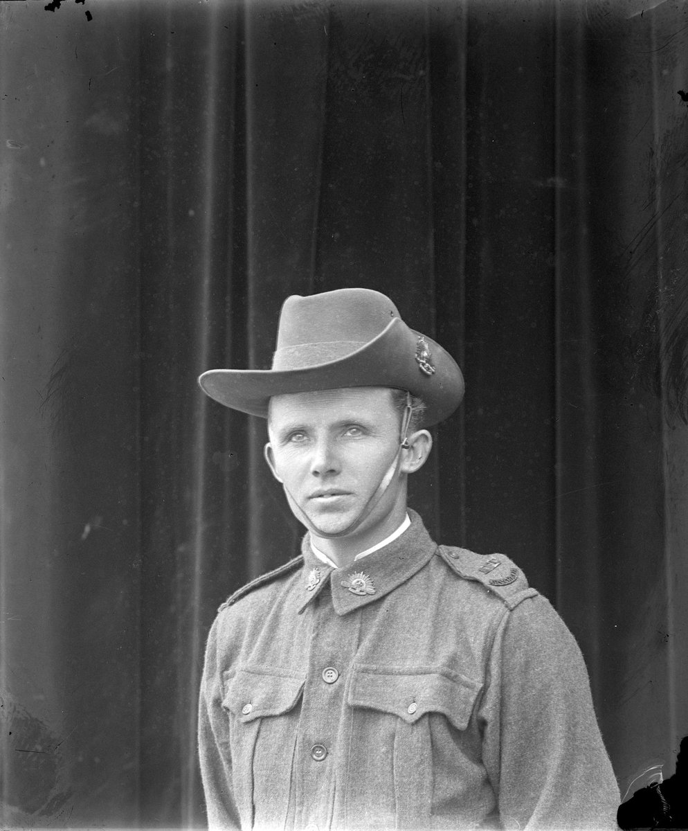 A. V. Morgan outside his His Majesty's Theatre, Melbourne (1915–18)