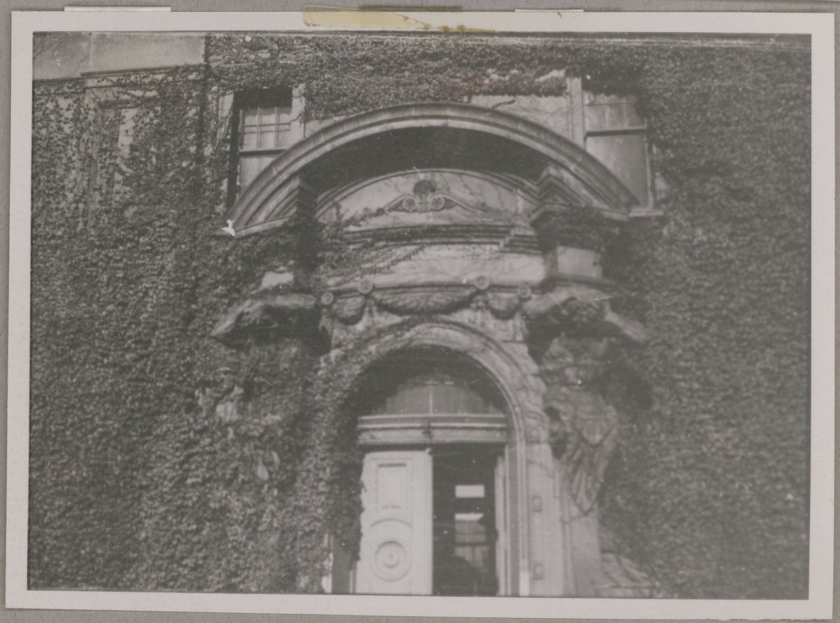 Doorway of Chemistry School, University [of Melbourne], formerly on Colonial Bank, Parkville (1949)