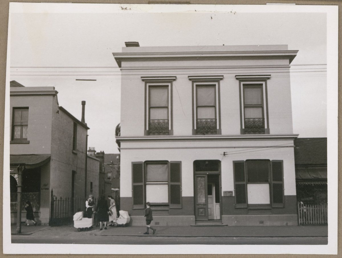 220 Lygon Street, Carlton, [Vic.] (c. 1949)