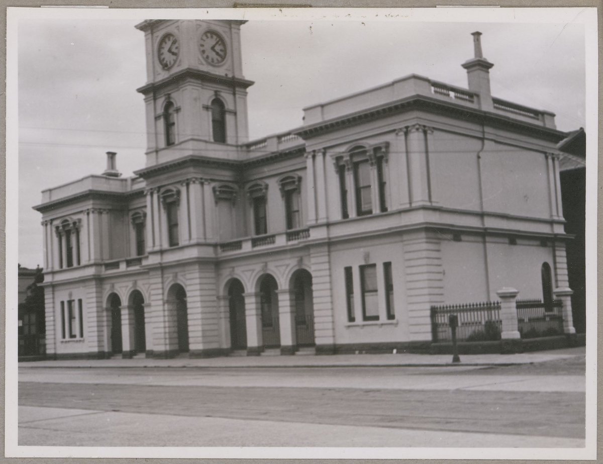 Port Melbourne town hall, Bay Street, Port Melbourne, Vic, Melbourne City (c. 1949)