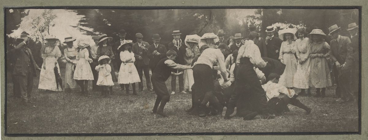 F. W. Niven & Co.'s Employees 1st Annual Picnic and Sports held at Mordialloc 17th December 1910