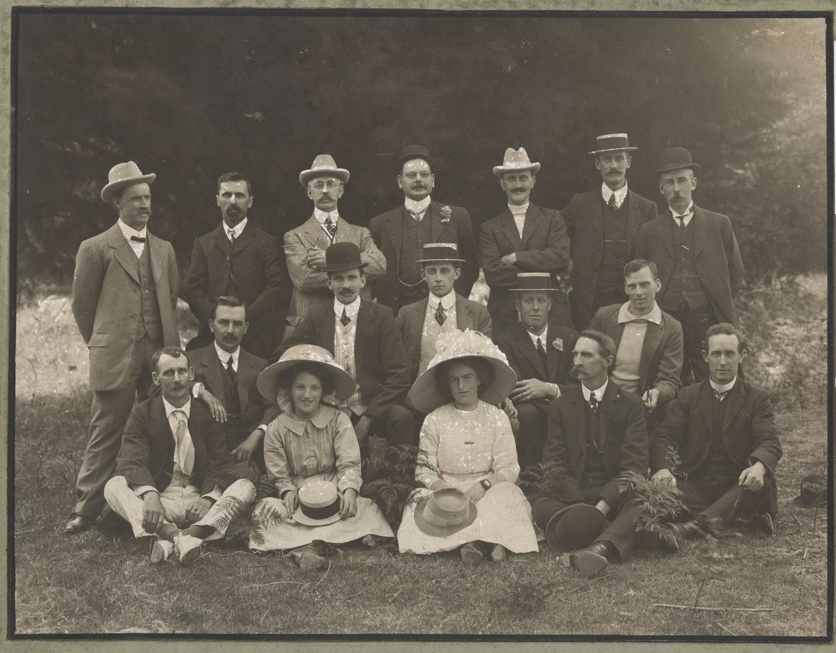 F. W. Niven & Co.'s Employees 1st Annual Picnic and Sports held at Mordialloc 17th December 1910