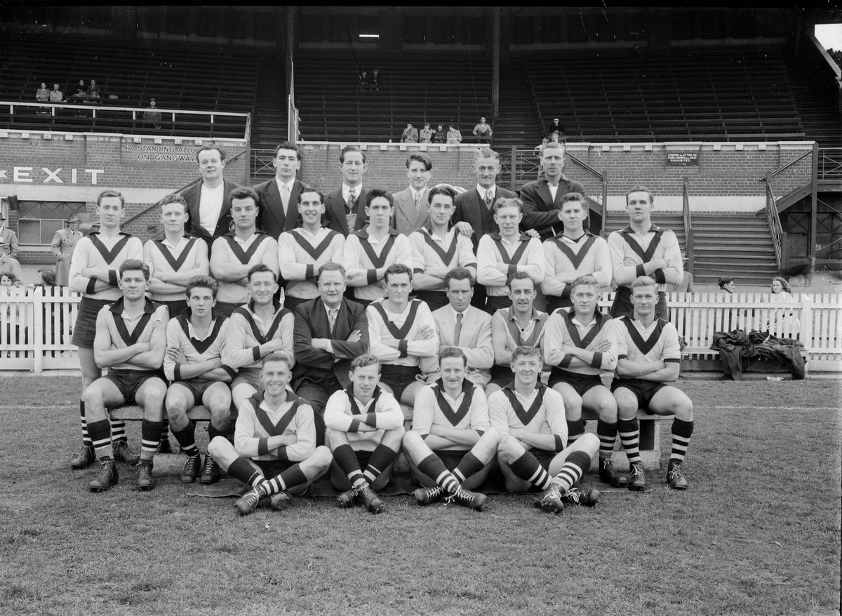 South Melbourne Football Club in front of a grandstand (1920–50)