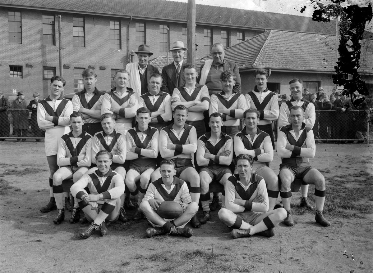 South Melbourne Football Club team photo (1920–50)