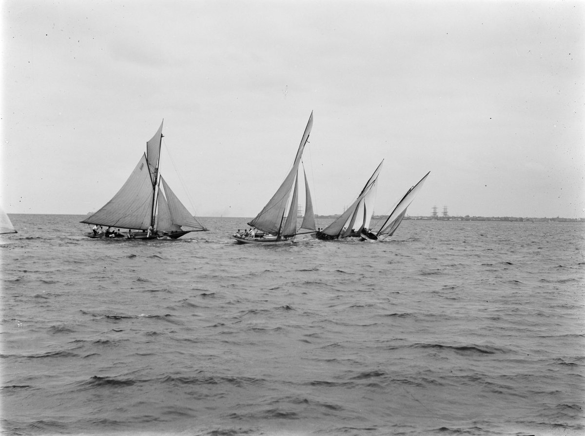 Yacht Race, Port Melbourne. The Start (1899)