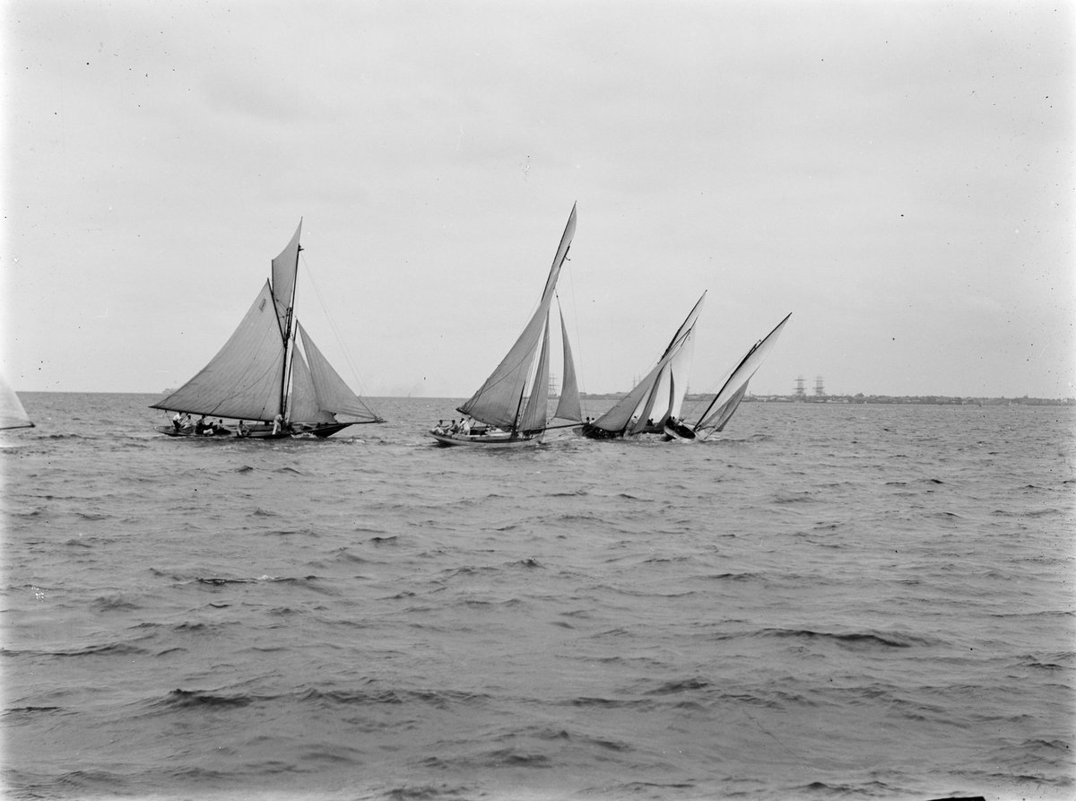 Yacht Race: Rounding the Buoy, Port Melbourne (1899)