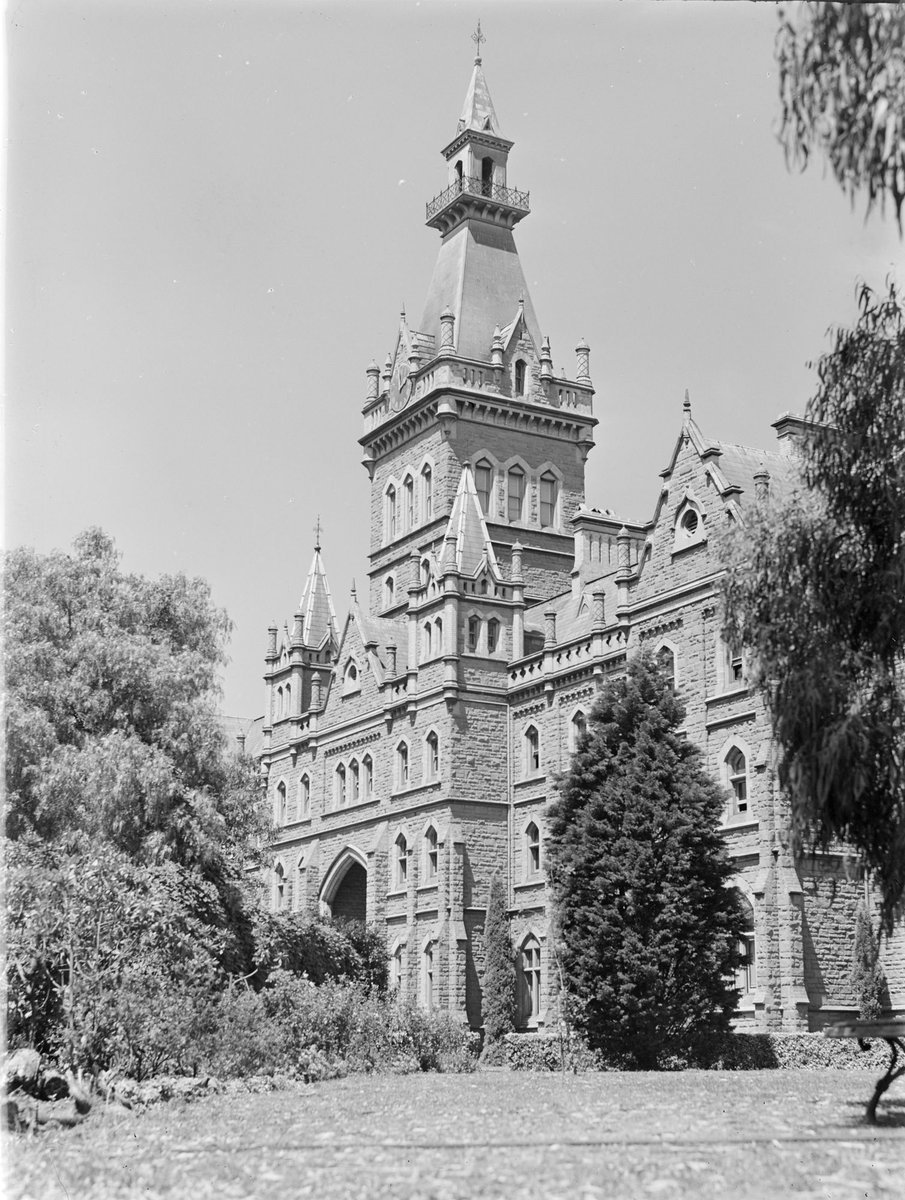 Ormond College, University of Melbourne, Parkville (1949)