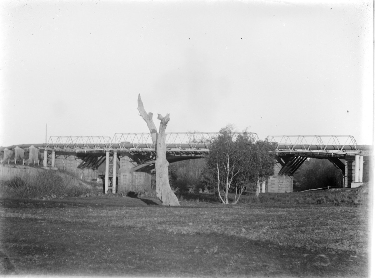 Heidelberg Bridge (1898)