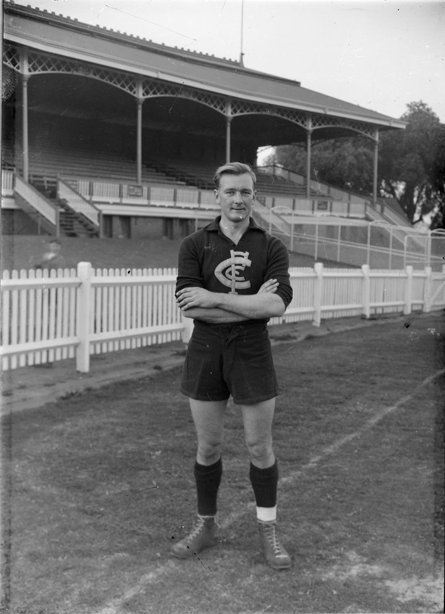Carlton Football Club player (1920–50)