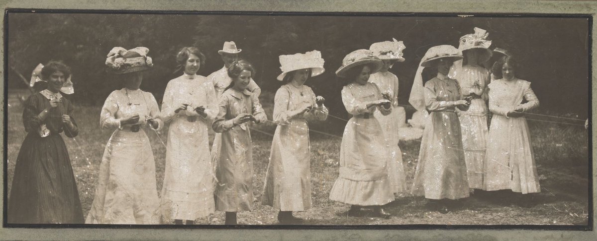 F. W. Niven & Co.'s Employees 1st Annual Picnic and Sports held at Mordialloc 17th December 1910