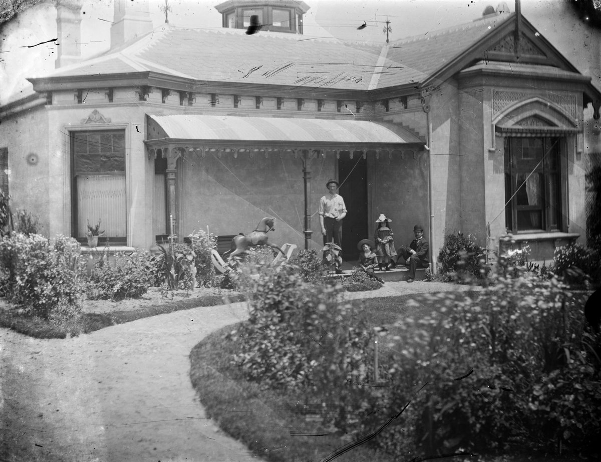 "Mynda," 5 Molesworth Street, Kew, group on verandah unidentified except little girl in centre who is Mary C. Anderson (1890–1910)