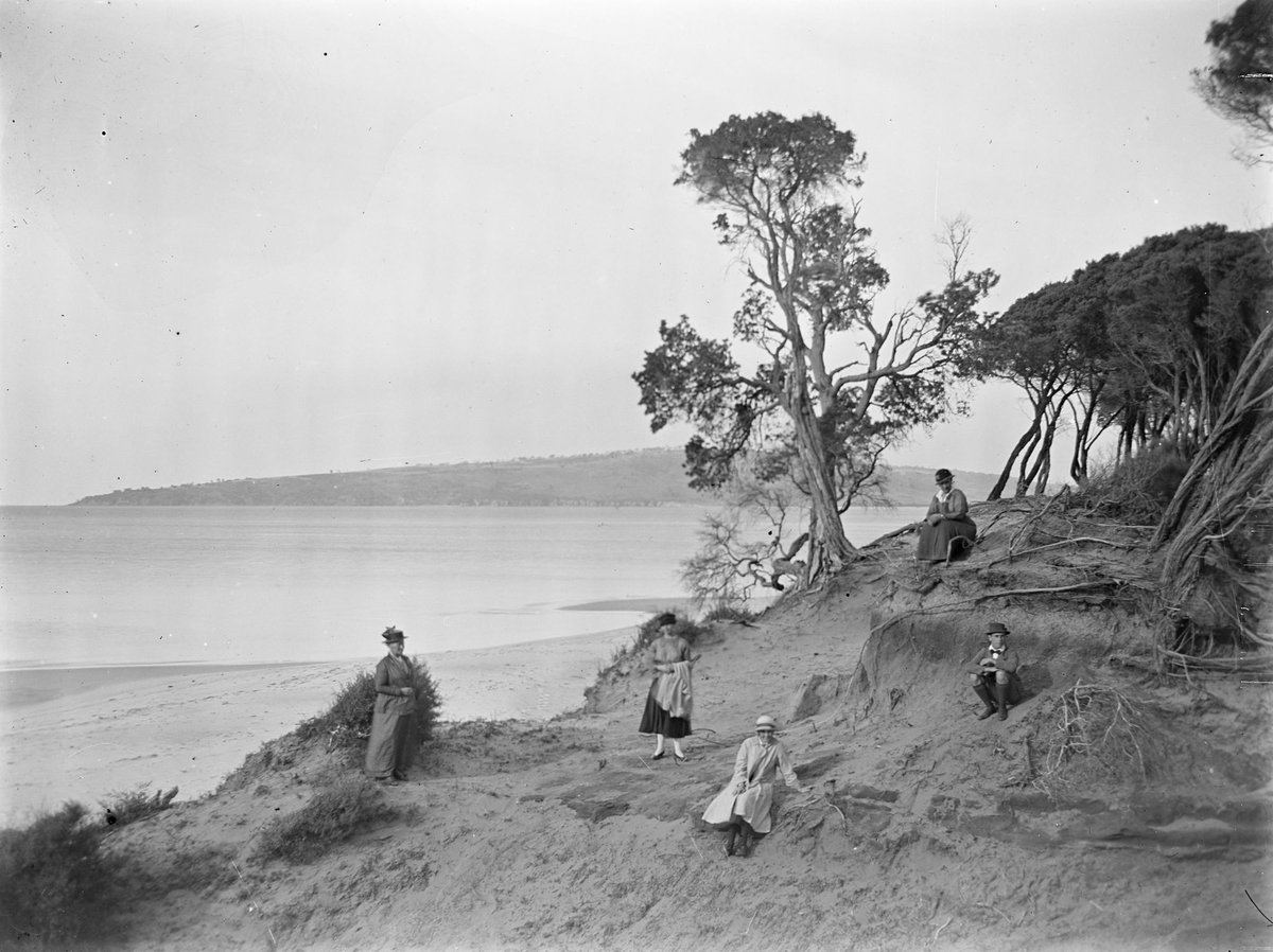 Members of the Bishop family on the beach at Port Phillip BAy (1914–18)