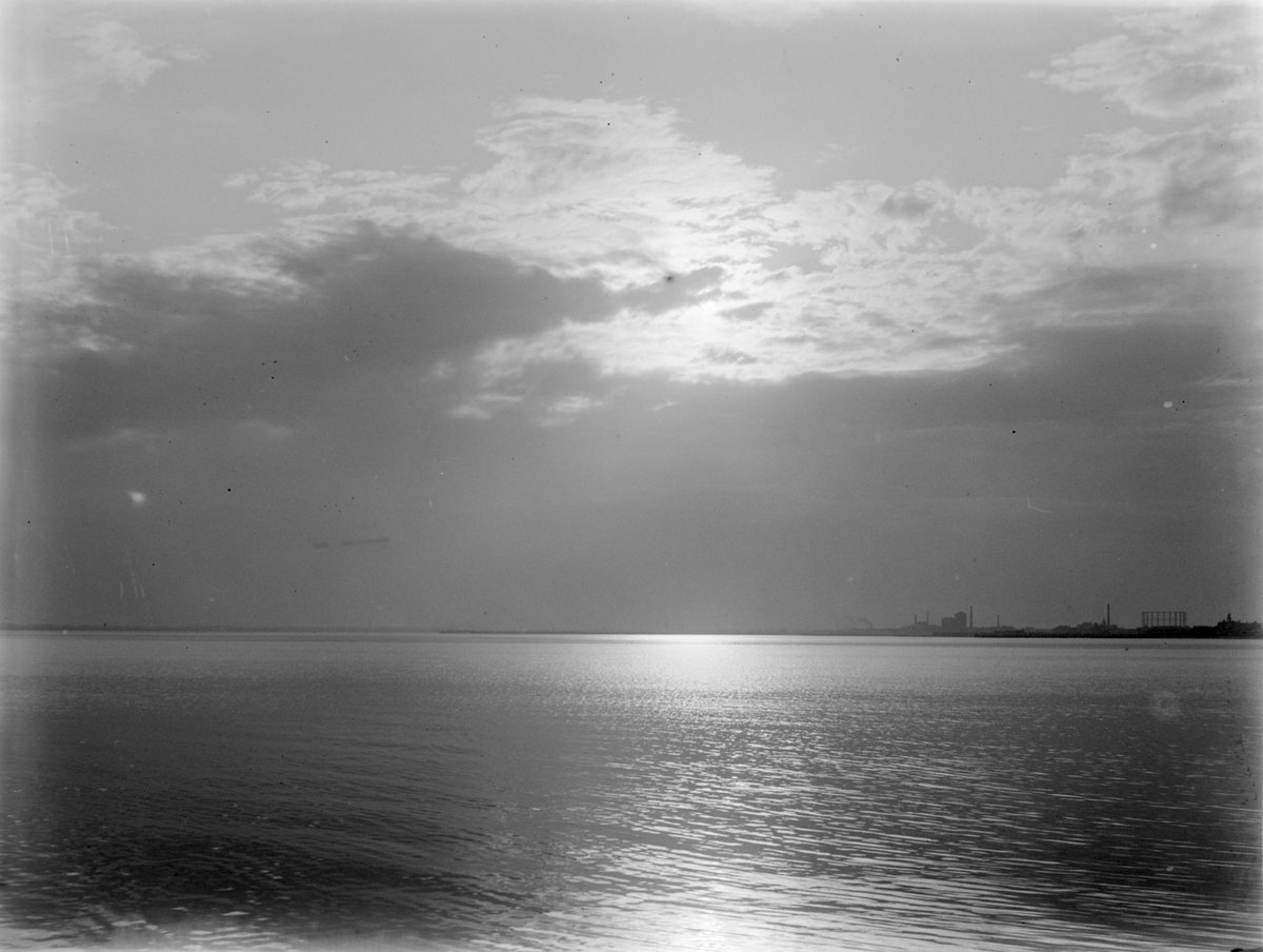 Cloud effects, St. Kilda, St Kilda (1902)