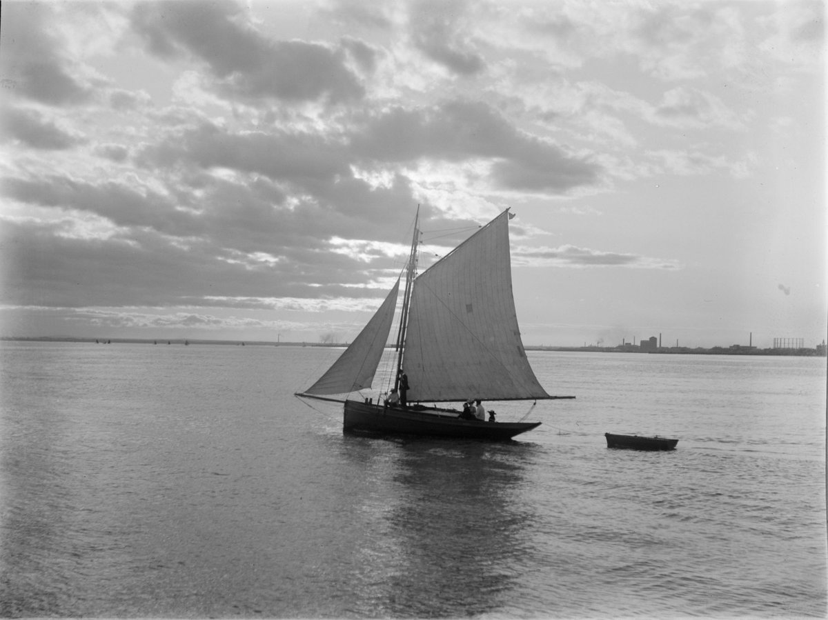 Yacht, St Kilda (1899)