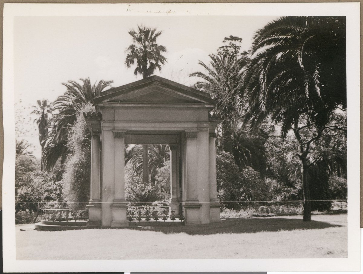 Fitzroy Gardens East Melbourne, Vic (1949)