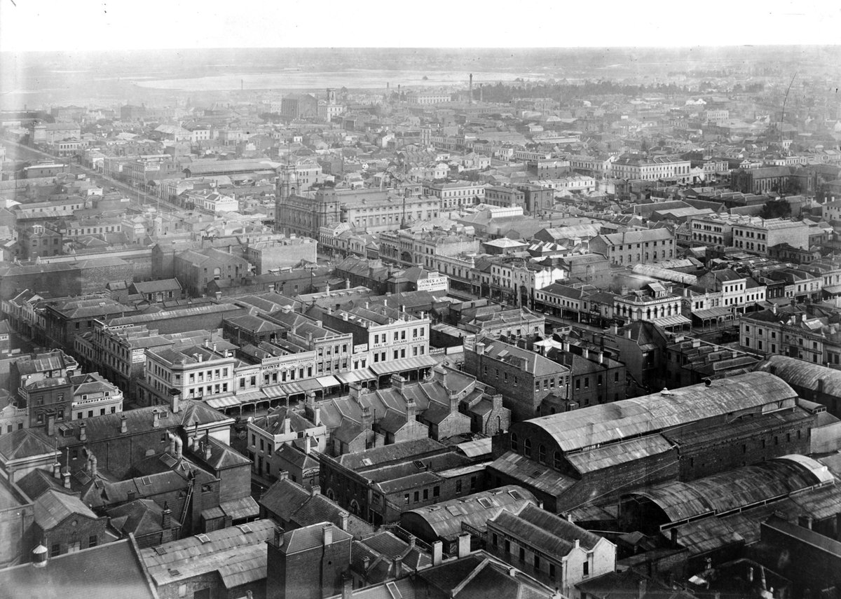 Panoramic view of Melbourne (c. 1920)