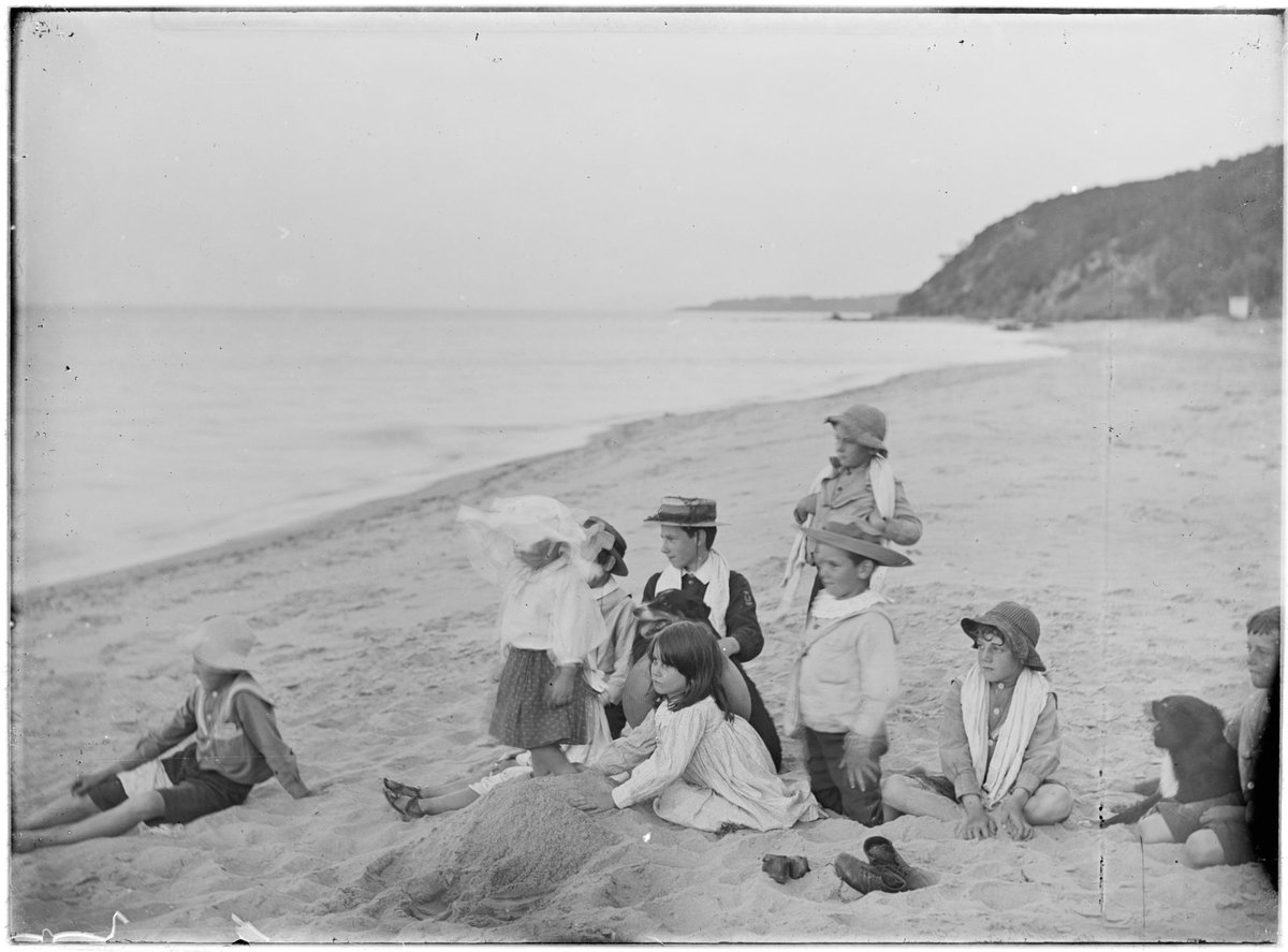Picnic group including the Langford boys on the beach at Frankston (c. 1900)