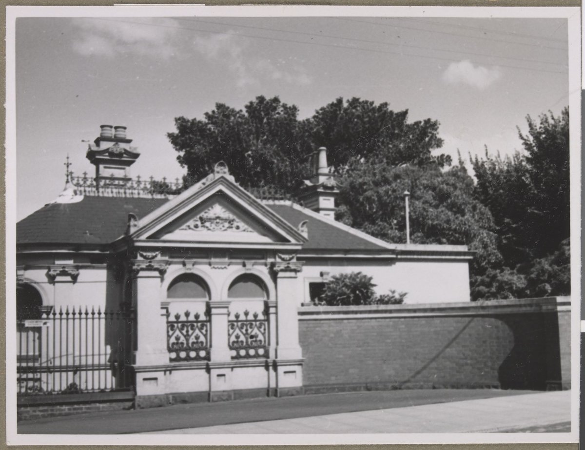 Stonnington, Glenferrie Road, Malvern - Lodge Vic (c. 1950)