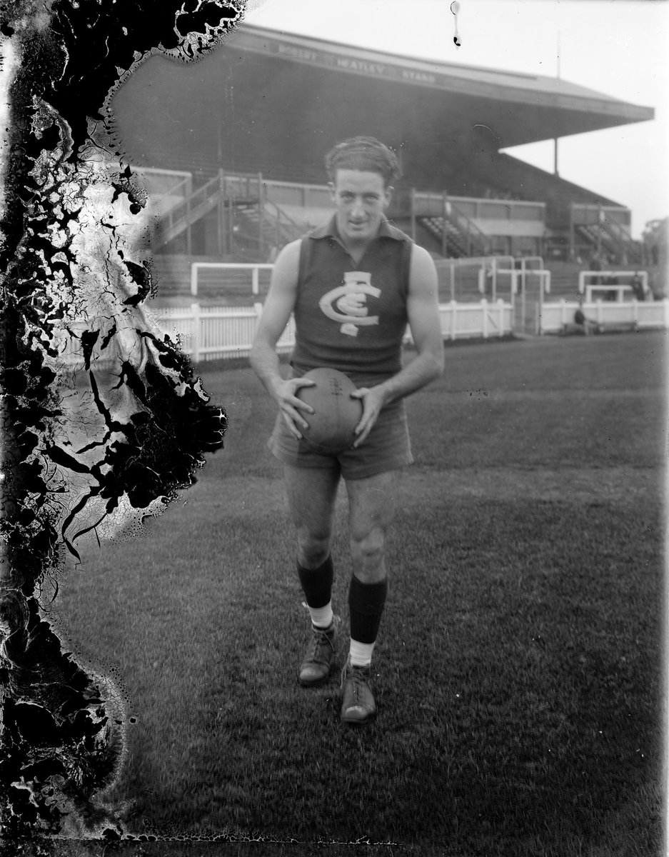 Carlton half-forward flanker Ray Garby (1946–50)