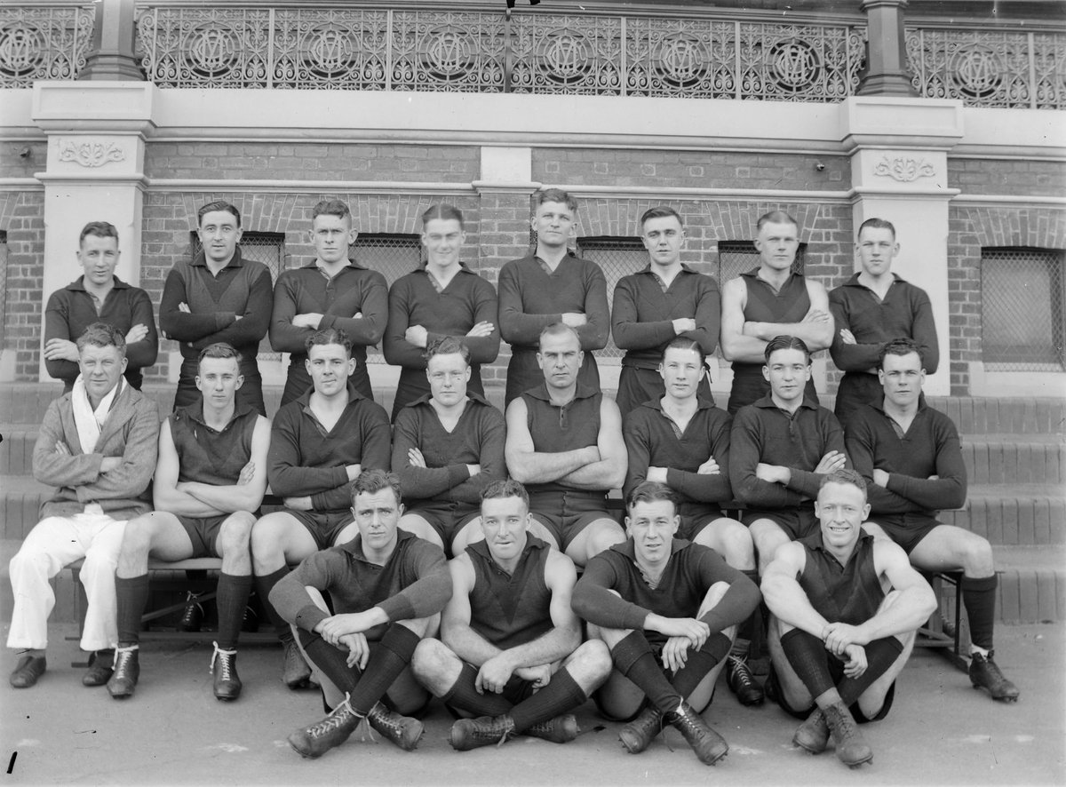 Unidentified, possibly Melbourne Seconds, football team (1936–37)