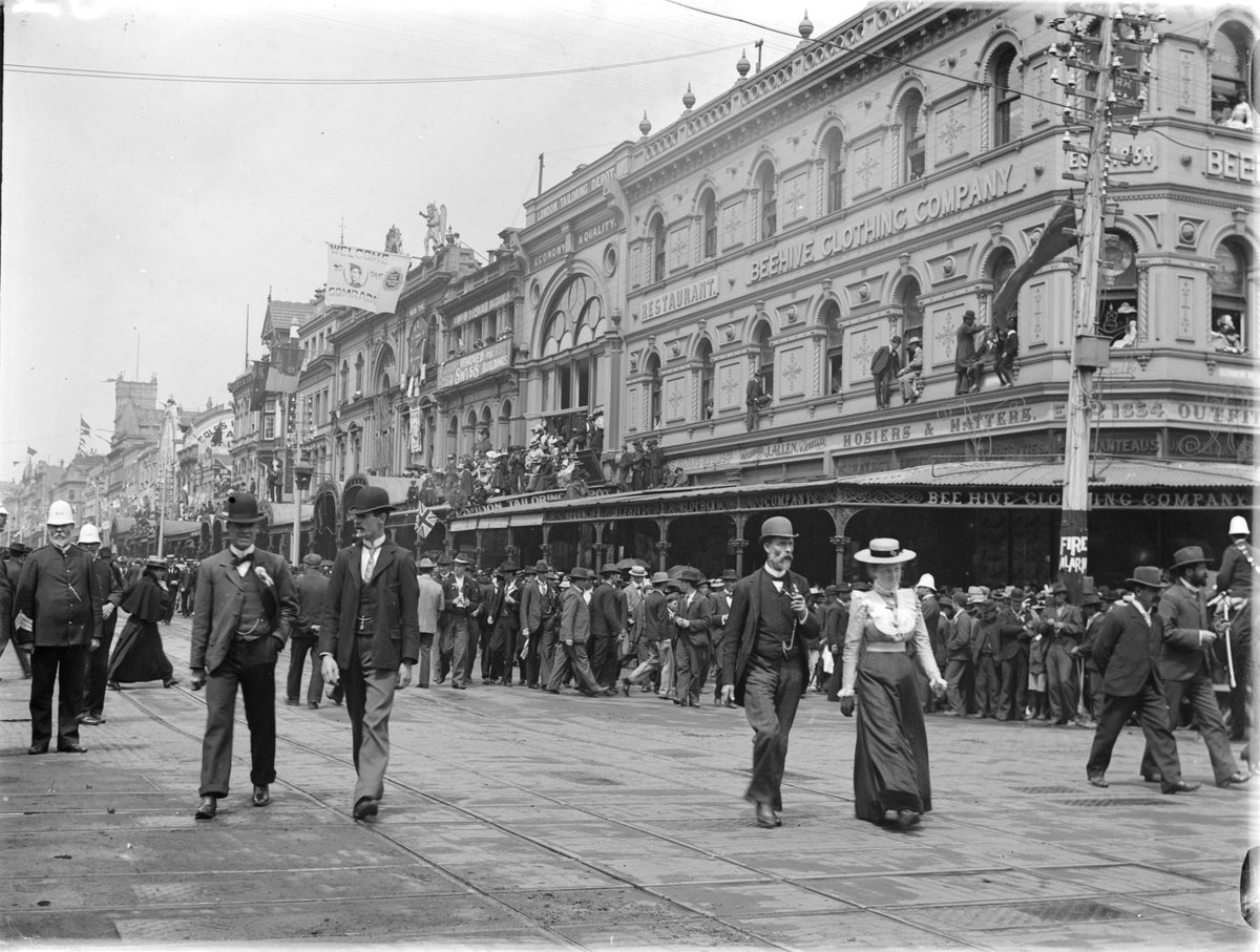 Relief of Mafeking, procession, Melbourne, Melbourne City (1900)
