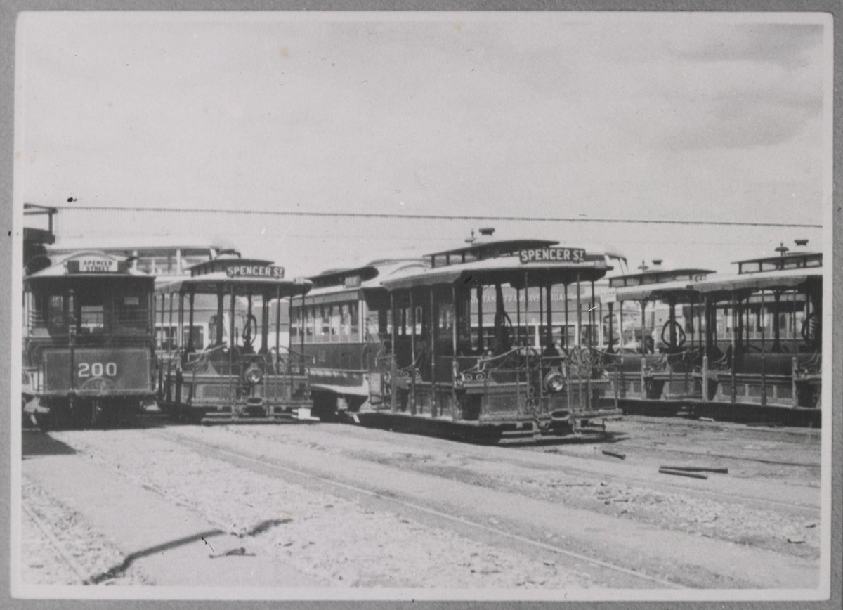 The passing of the Melbourne Cable Tramways (1940)